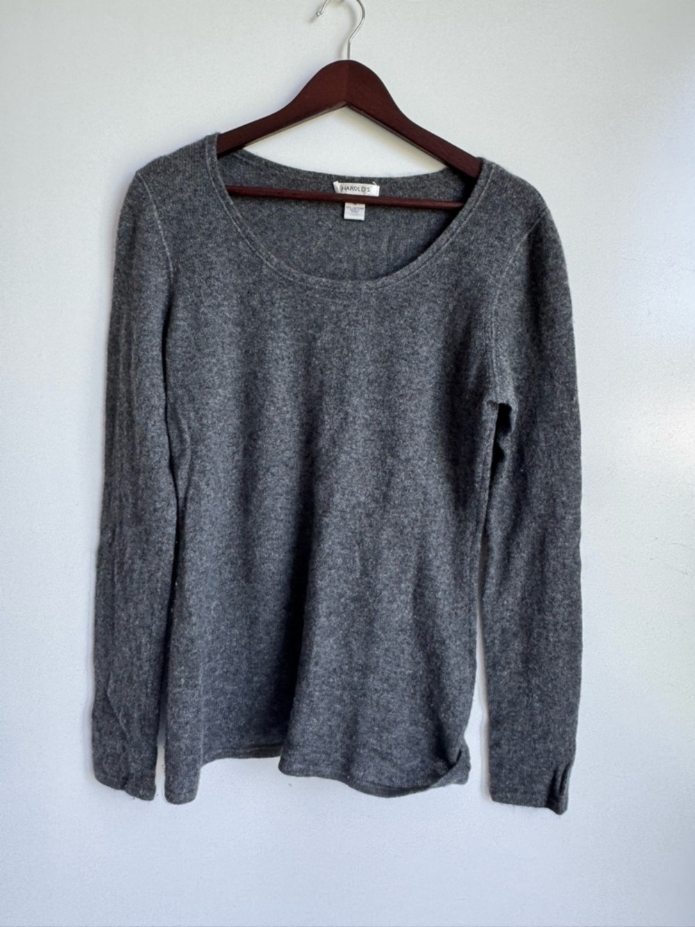 Harold’s 100% Cashmere Sweater Gray Long Sleeve Soft Knit Classic Women Medium